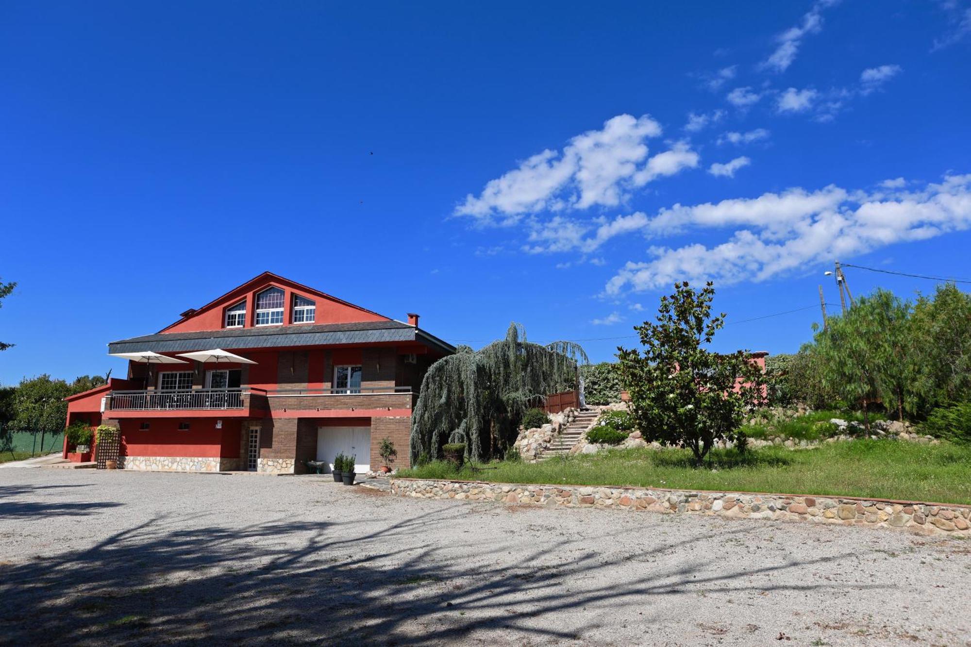 El Cedre Blau Vivienda Con Piscina En Granollers Villa Exteriör bild