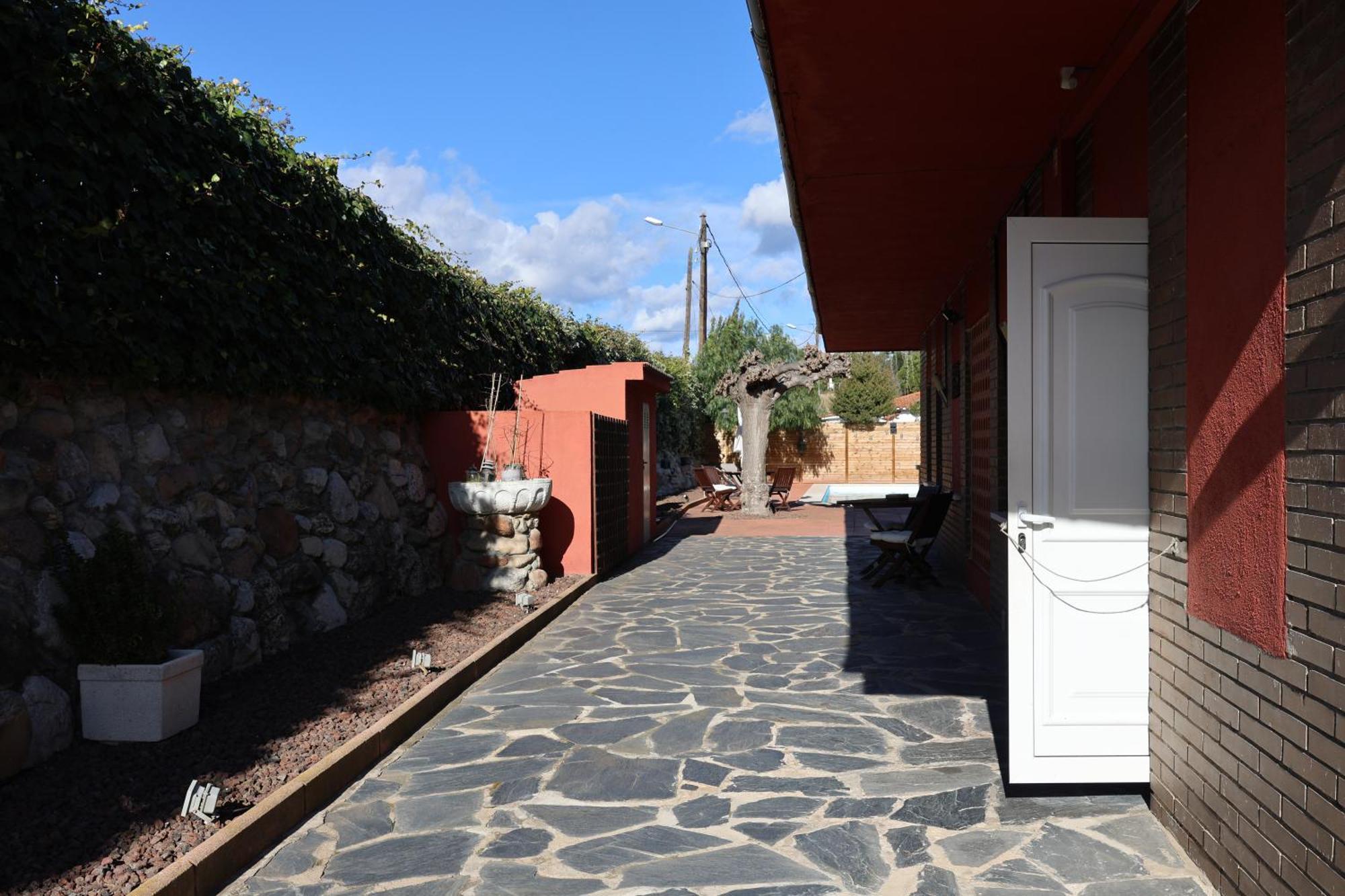 El Cedre Blau Vivienda Con Piscina En Granollers Villa Exteriör bild