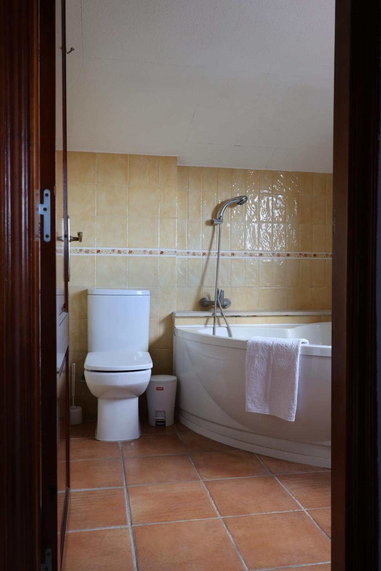 El Cedre Blau Vivienda Con Piscina En Granollers Villa Exteriör bild